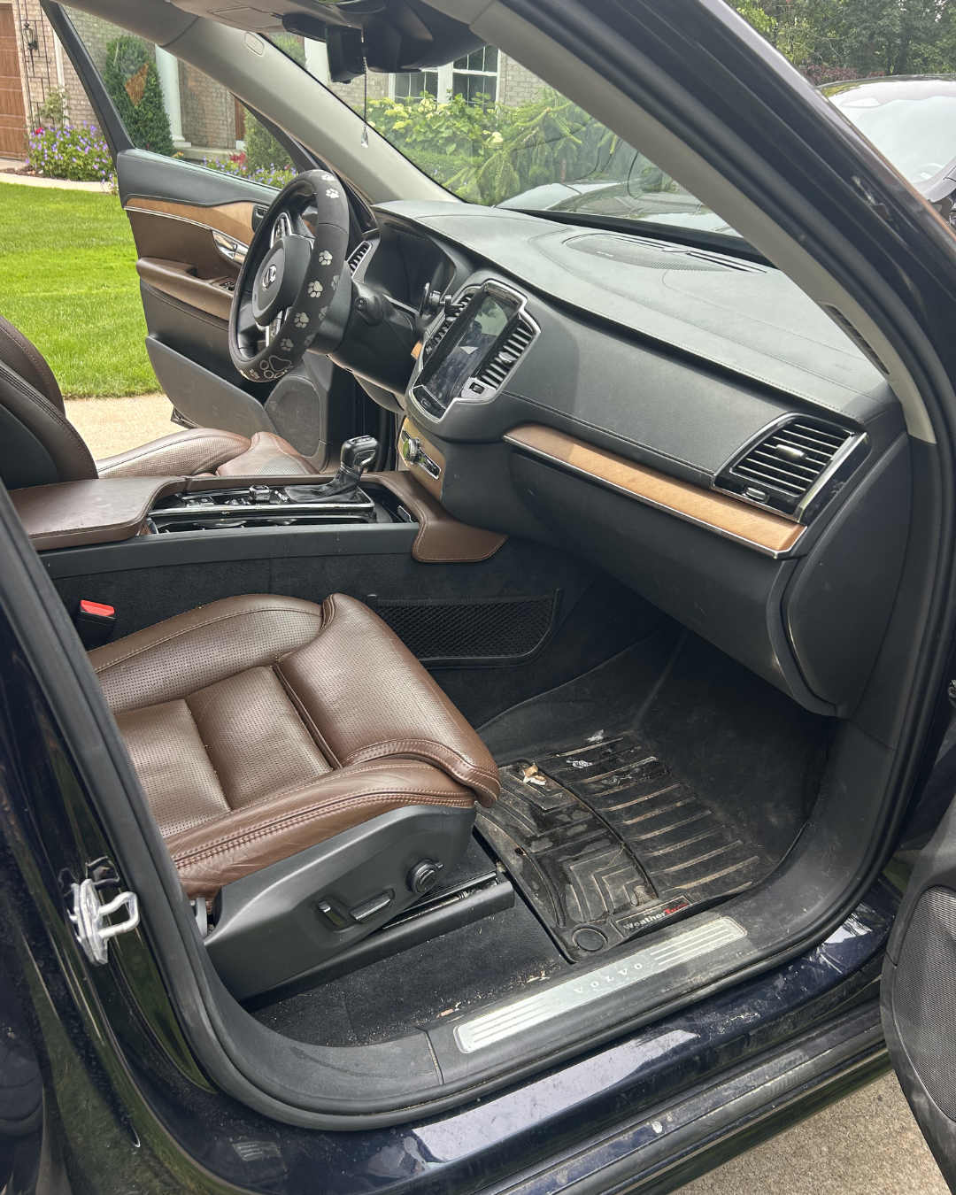 Volvo XC90 — Full Interior Detail before detailing